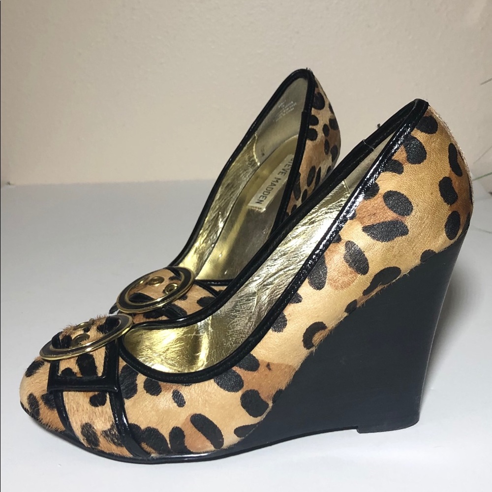 Steve Madden Leopard Print Calf Hair Wedges 7